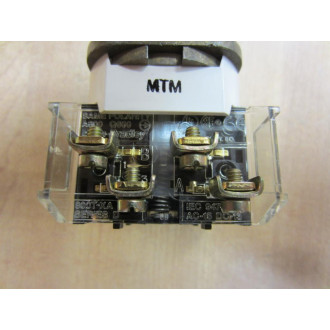 Allen Bradley 800T-H2B Switch 800TH2B W (2) 800T-XA Ser. T