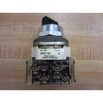 Allen Bradley 800T-H2B Switch 800TH2B W (2) 800T-XA Ser. T