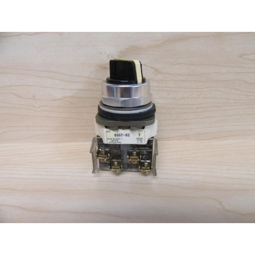 Allen Bradley 800T-H2B Switch 800TH2B W800T-XA Contact Block - Used