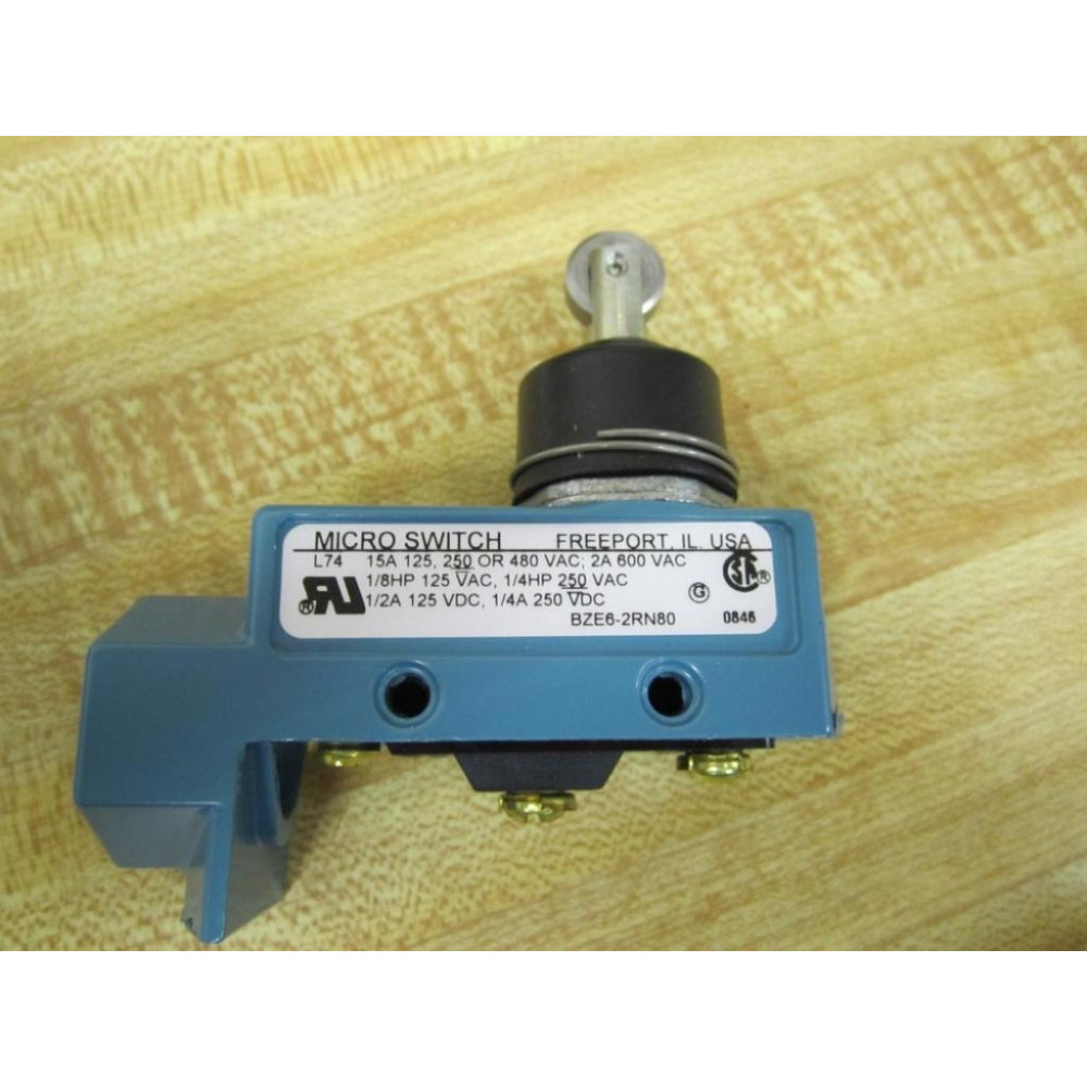 Micro Switch BZE6-2RN80 Honeywell BZE62RN80 - New No Box