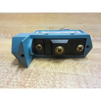 Micro Switch BZE6-2RN80 Honeywell BZE62RN80 - New No Box