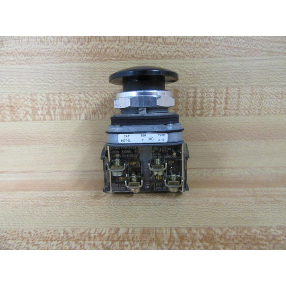 Allen Bradley 800T-D2A Push Button Switch 800TD2A Ser.TBlack - Used