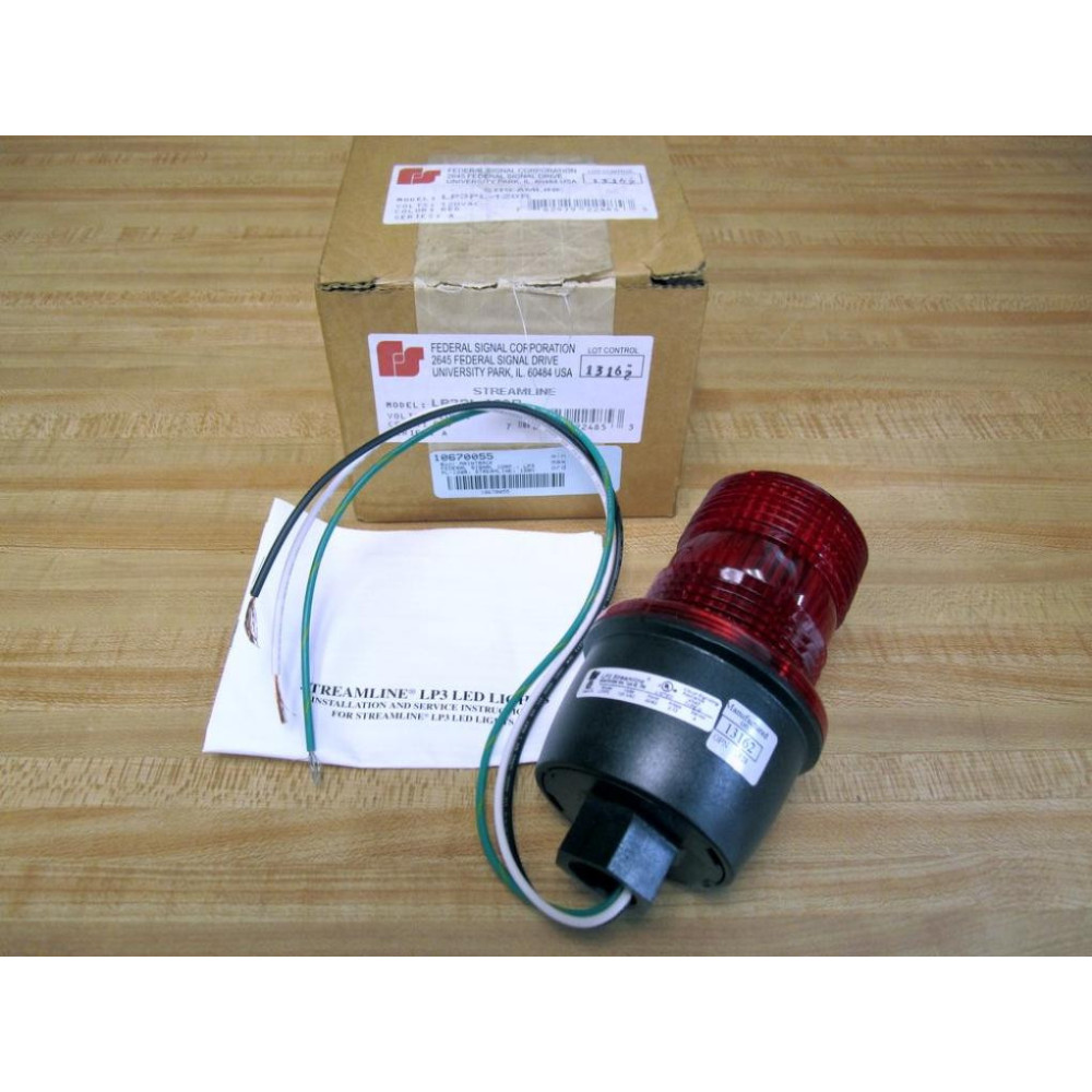 Federal Signal LP3PL-120R Streamline LP3 LED Light LP3PL120R