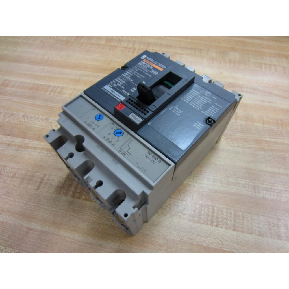 Merlin Gerin NSF150 N Circuit Breaker NSF150N - Used
