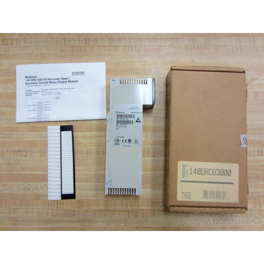 Schneider 140 DRC 830 00 Output Module 140DRC83000 79466