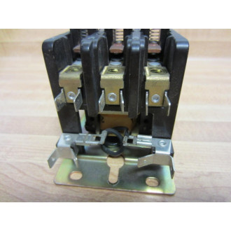 Essex 154-B1B3 Contactor WOut Screws - Used