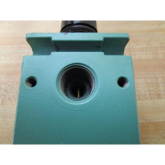 Numatics R21R-03 Pneumatic Regulator - Used