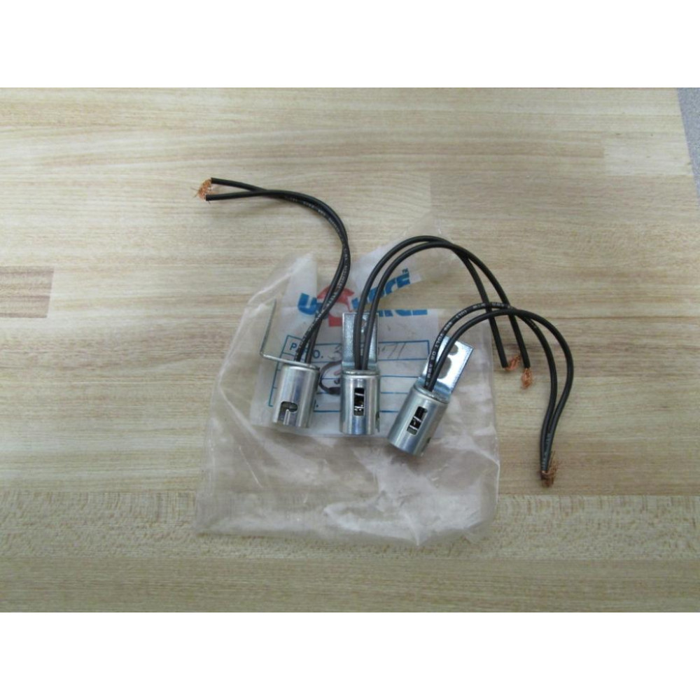 Hyster 370071 Wired Socket Hy-370071 (Pack of 3) - New No Box