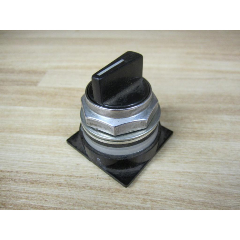 General Electric CR104PSG95B Selector Switch - Used