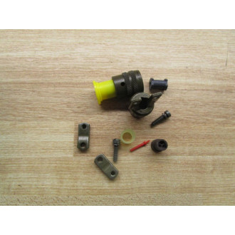 Amphenol Aerospace MS3116F8-3S Connector