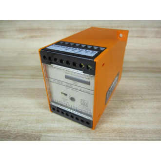 IFM Efector SY0100 Controller For Flow Switch VS0200110VAC