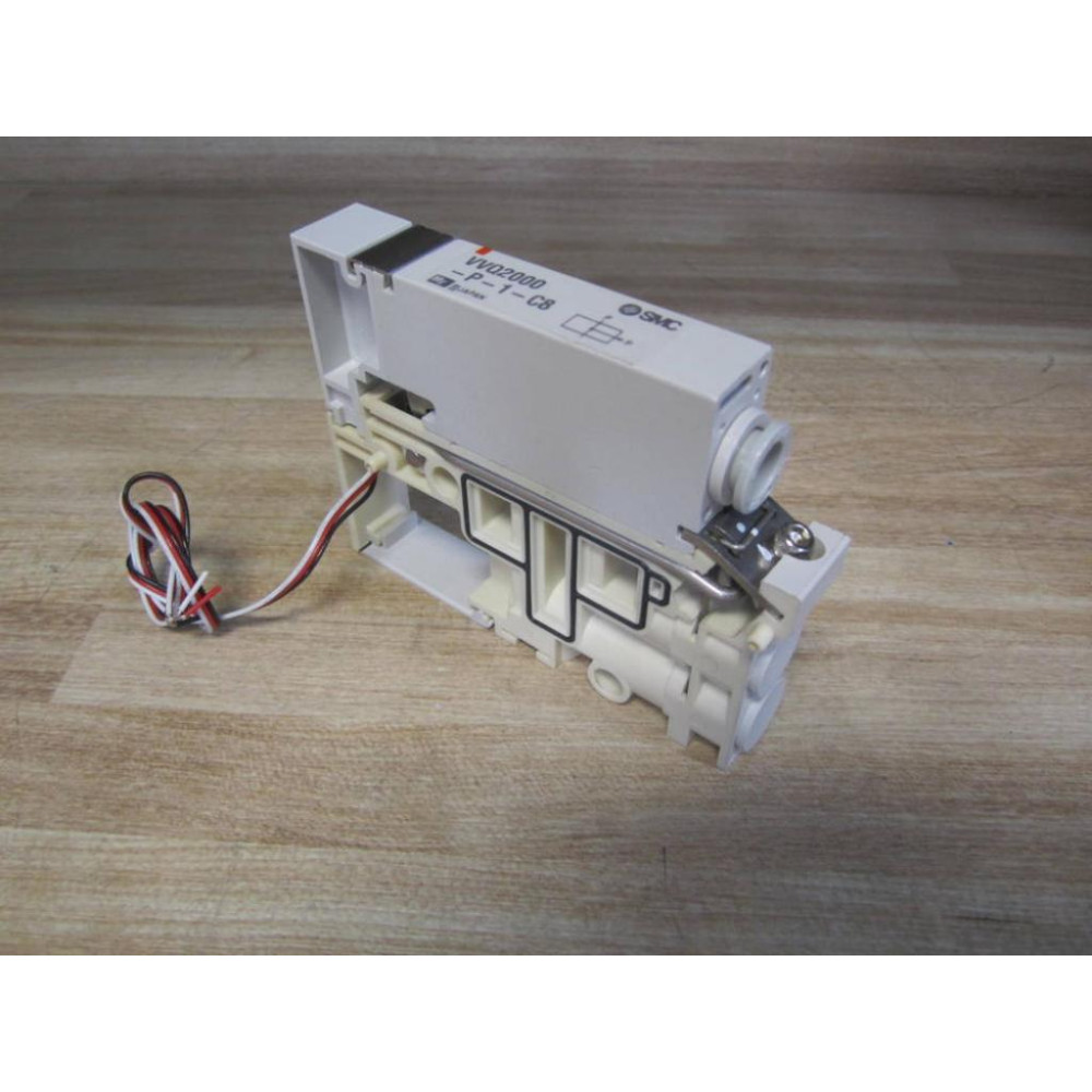 SMC VVQ2000-P-1-C8 Spacer Individual Supply VVQ2000P1C8 WManifold - New No Box