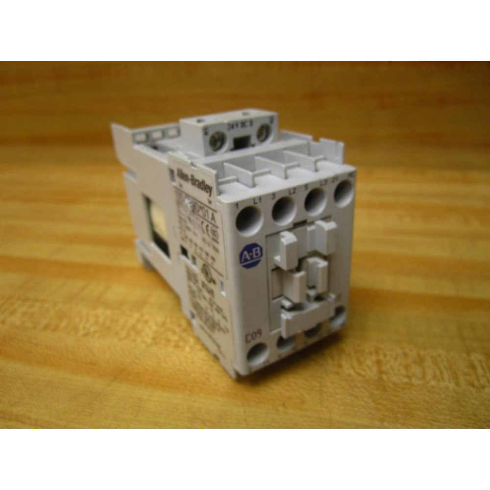 Allen Bradley 100-C09D*01 3P Contactor 100C09D01 Ser.A - Used