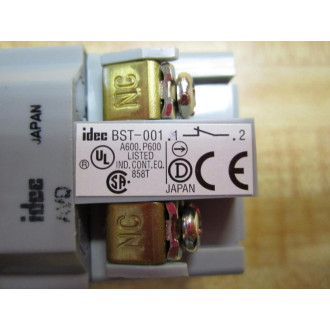 IDEC AVD311N-R Pushbutton Emergency Stop Reset AVD311NR Base Only - New No Box