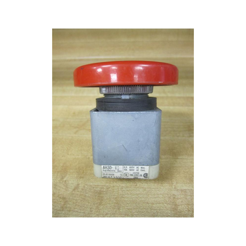 Fuji Electric AH30-VG Push Button Command Switch AH30VG - Used