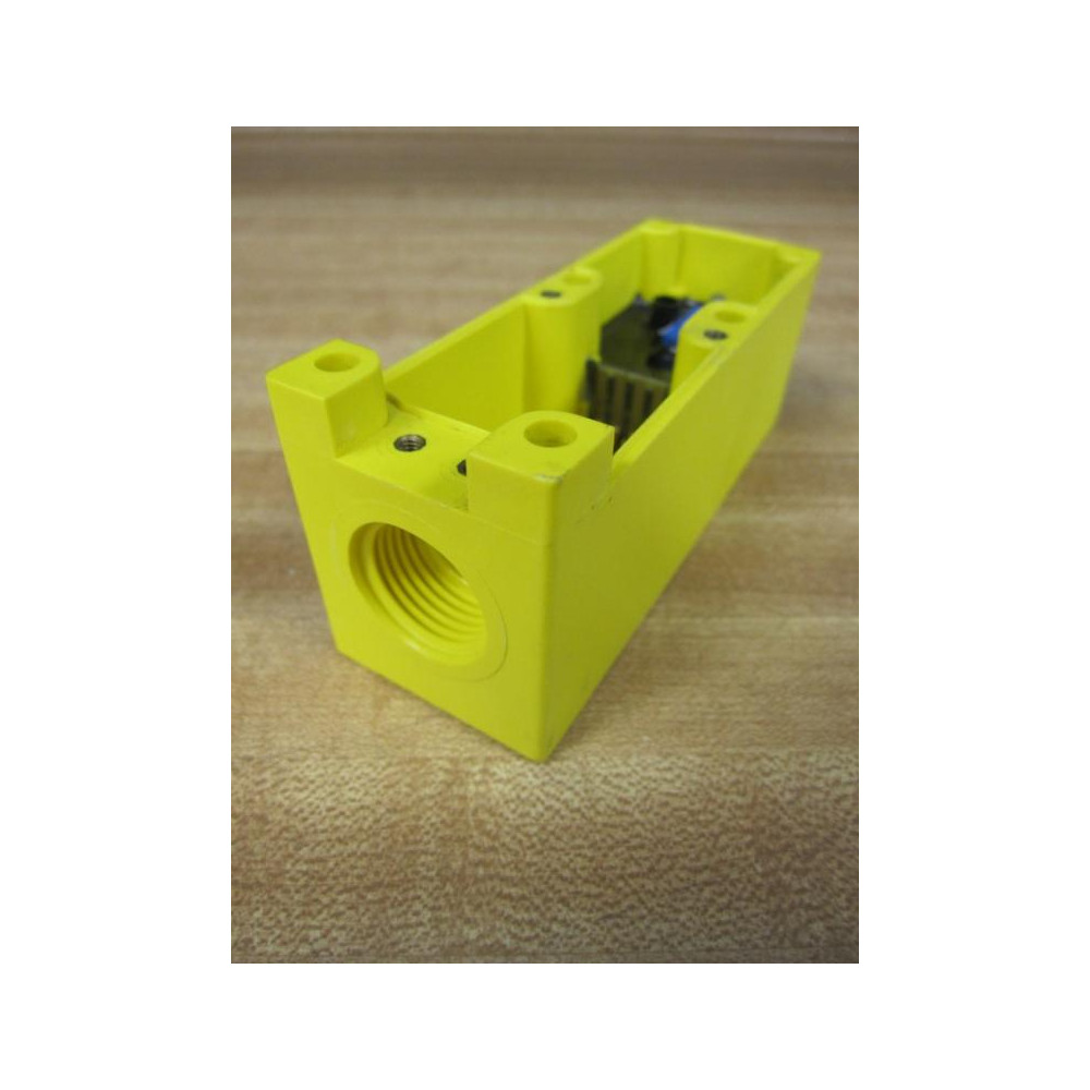 Banner SBF1 Sensor 17627 Scanner Block Only - Used