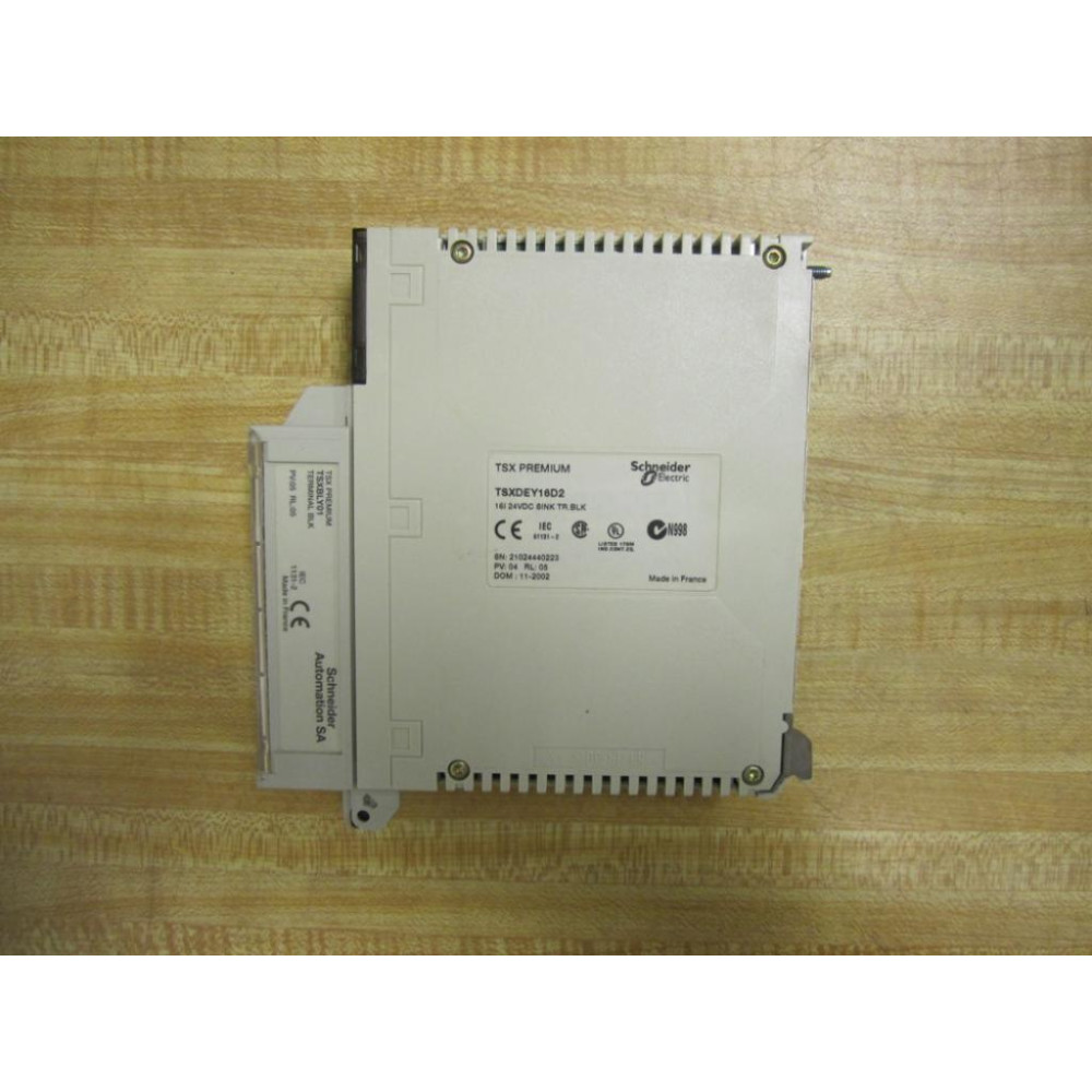 Schneider TSX-DEY-16D2 Input Module TSXDEY16D2 With Terminal Block - Used