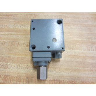 Square D 9012-GFW-3 Pressure Switch 9012GFW3 - Used