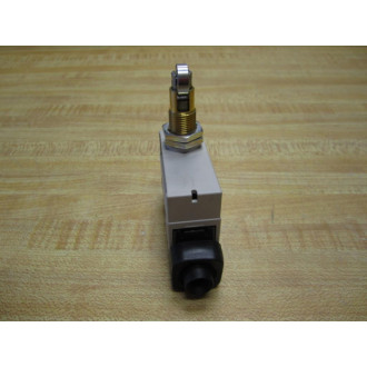 Omron D4MC-5020 Limit Switch Roller Plunger D4MC5020 - New No Box