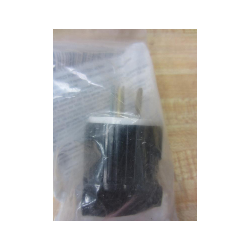 Cooper 5266 Industrial Grounding Plug