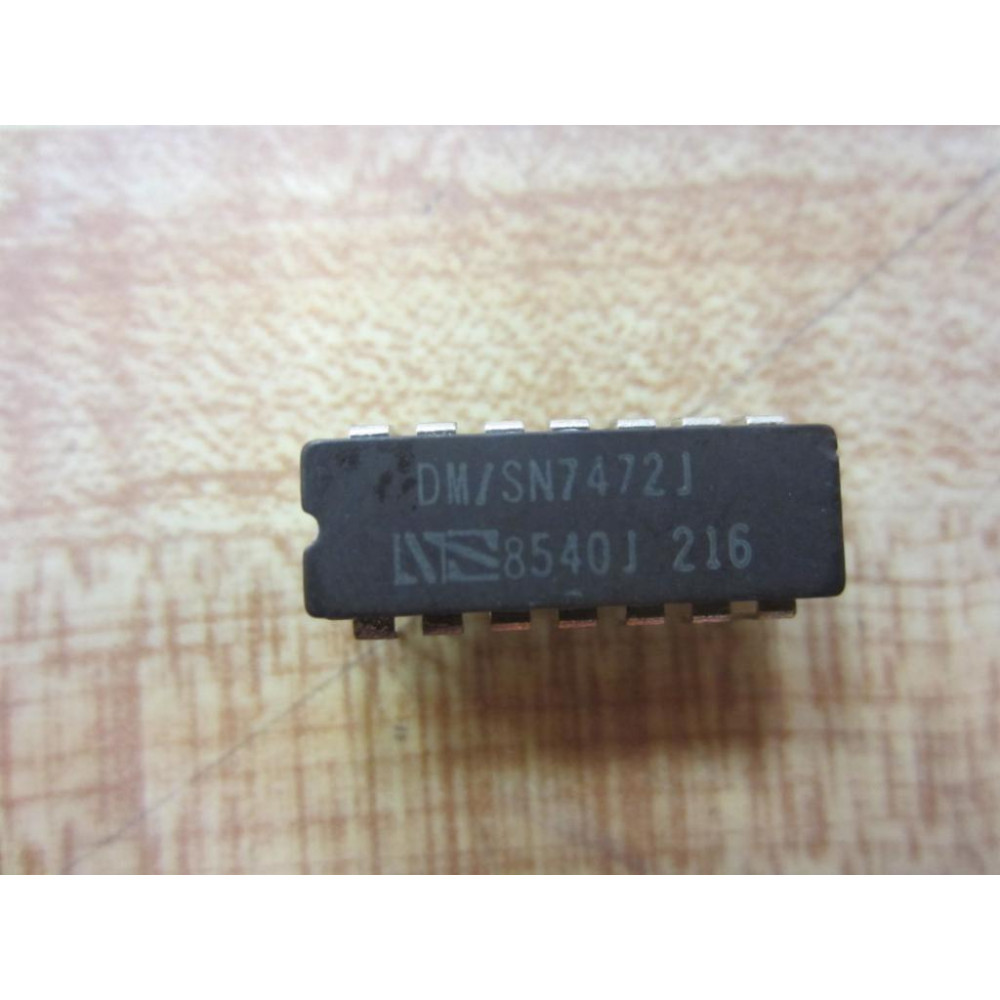 National Semiconductor SN7472J Integrated Circuit DM