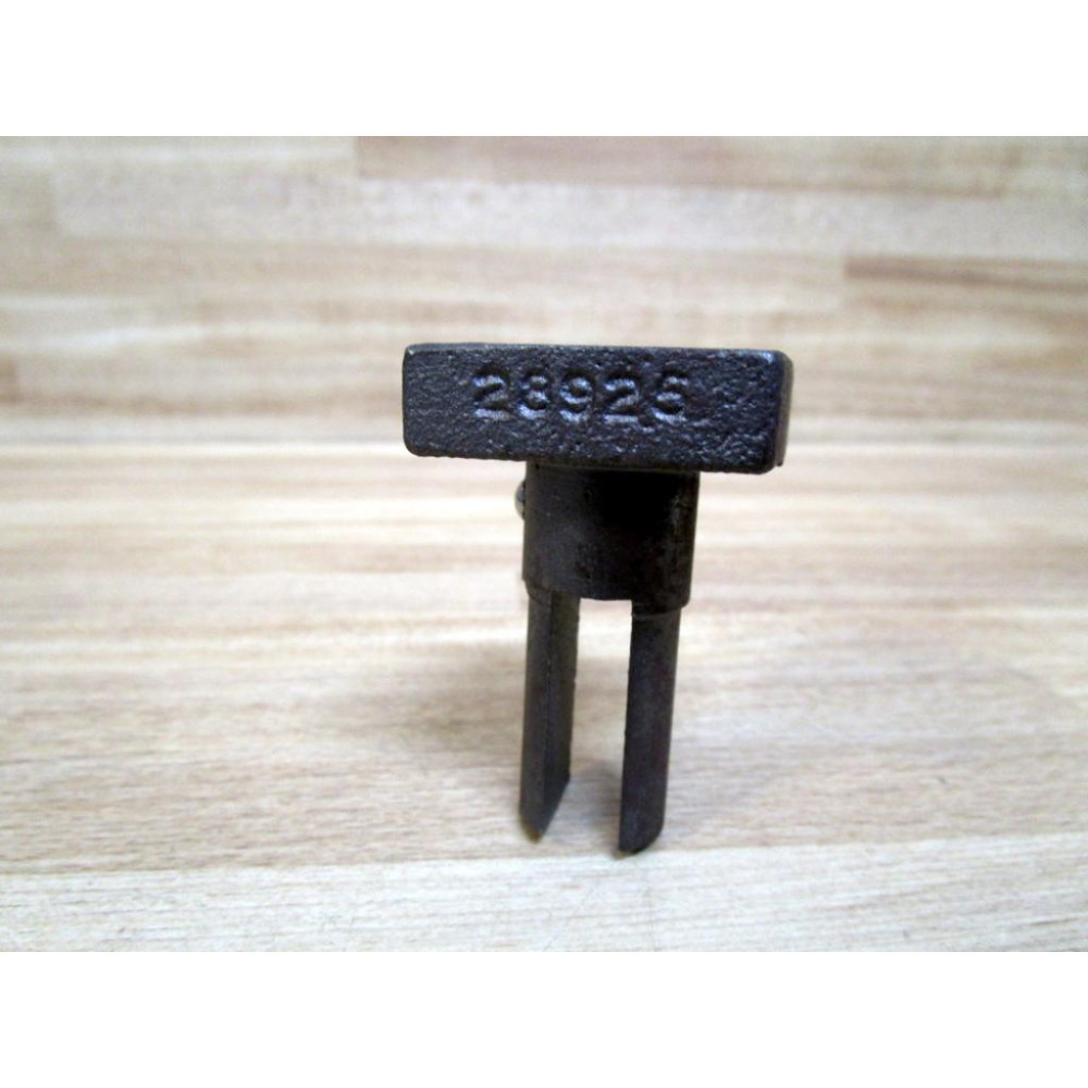 28925 Fastener - New No Box