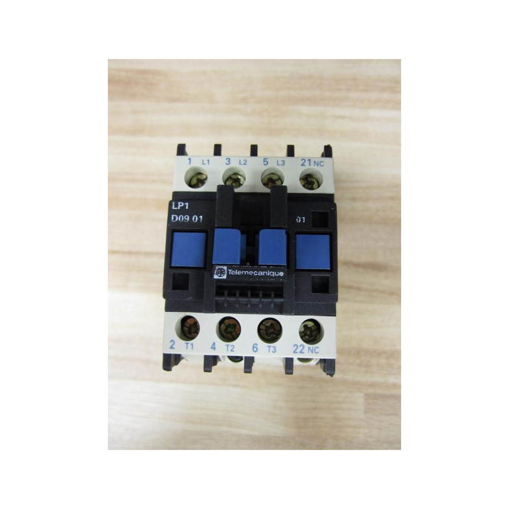 Telemecanique LP1-D0901-BD Contactor LP1D0901BD 023790 - Used
