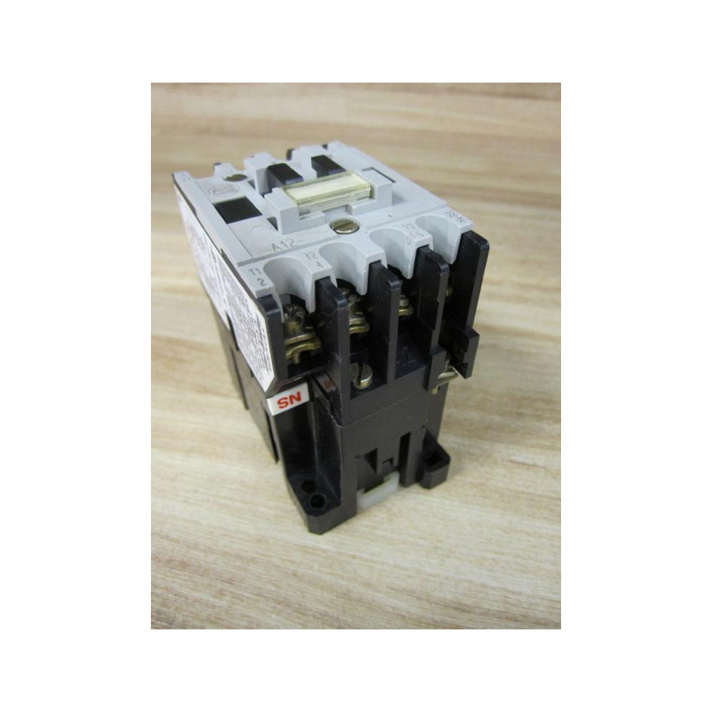 Allen Bradley 100-A12N*31 Contactor 100A12N*31 - Used