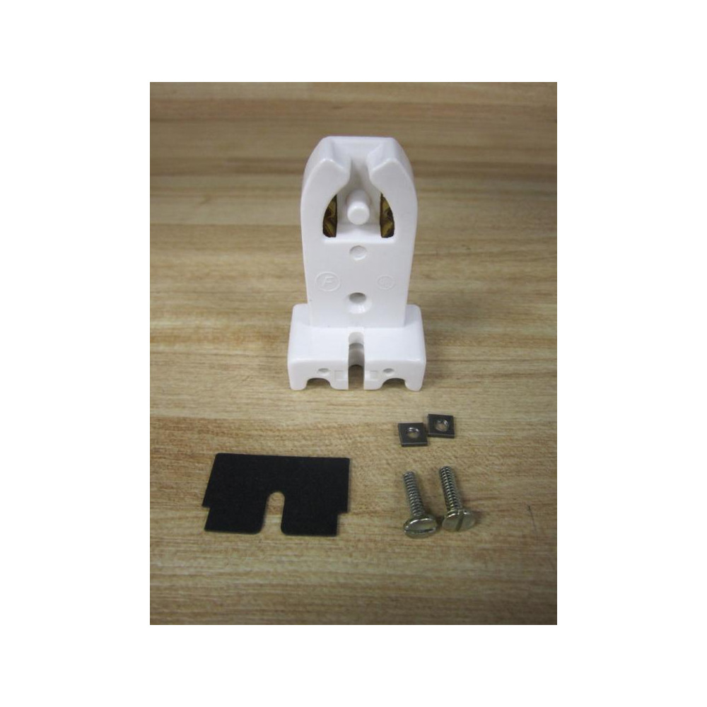 Challenger 9202 Fluorescent Lampholders - New No Box