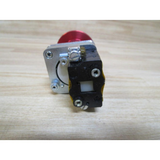 Rees 40067-002 Pushbutton  40067002