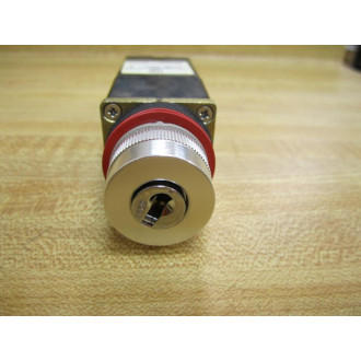 Allen Bradley 800MR-H33BB Selector Switch