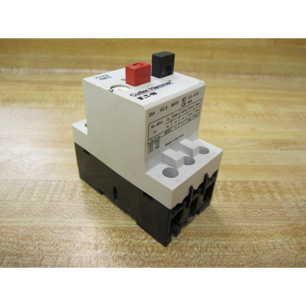 Cutler Hammer A302HN Motor Starter Protector 2.5-4.0 Amps Series A1 - Used