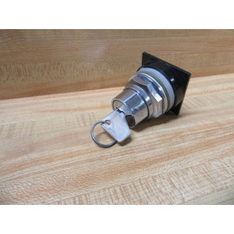 General Electric CR104PSK34A00W 3 Position Switch GE - New No Box