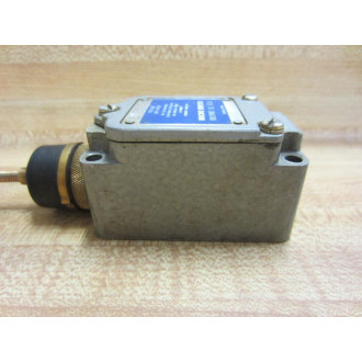 Micro Switch 8LS1 Precision Limit Switch - Used