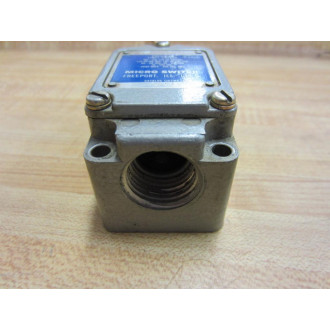 Micro Switch 8LS1 Precision Limit Switch - Used