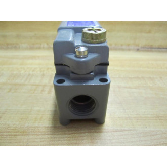 Square D 9007-AW48 Position Switch Push Rod Plunger Series A