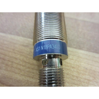 Telemecanique XS1-N18PA340D Proximity Switch XS1N18PA340D 091155 - New No Box