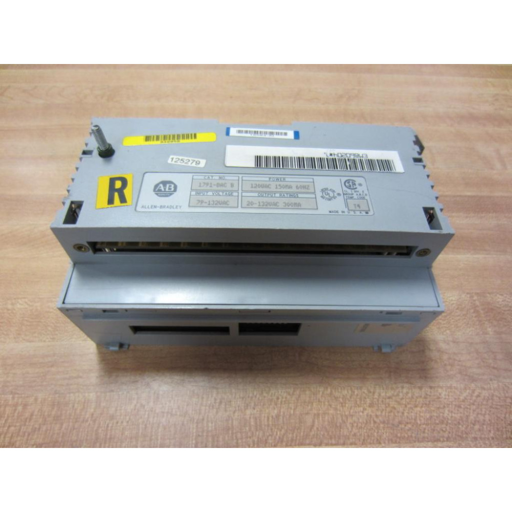 Allen Bradley 1791-8AC B IO Block - Parts Only