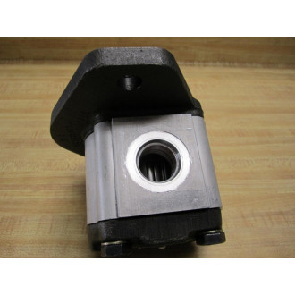 Zwei 332 5020 003 Hydraulic Pump - New No Box