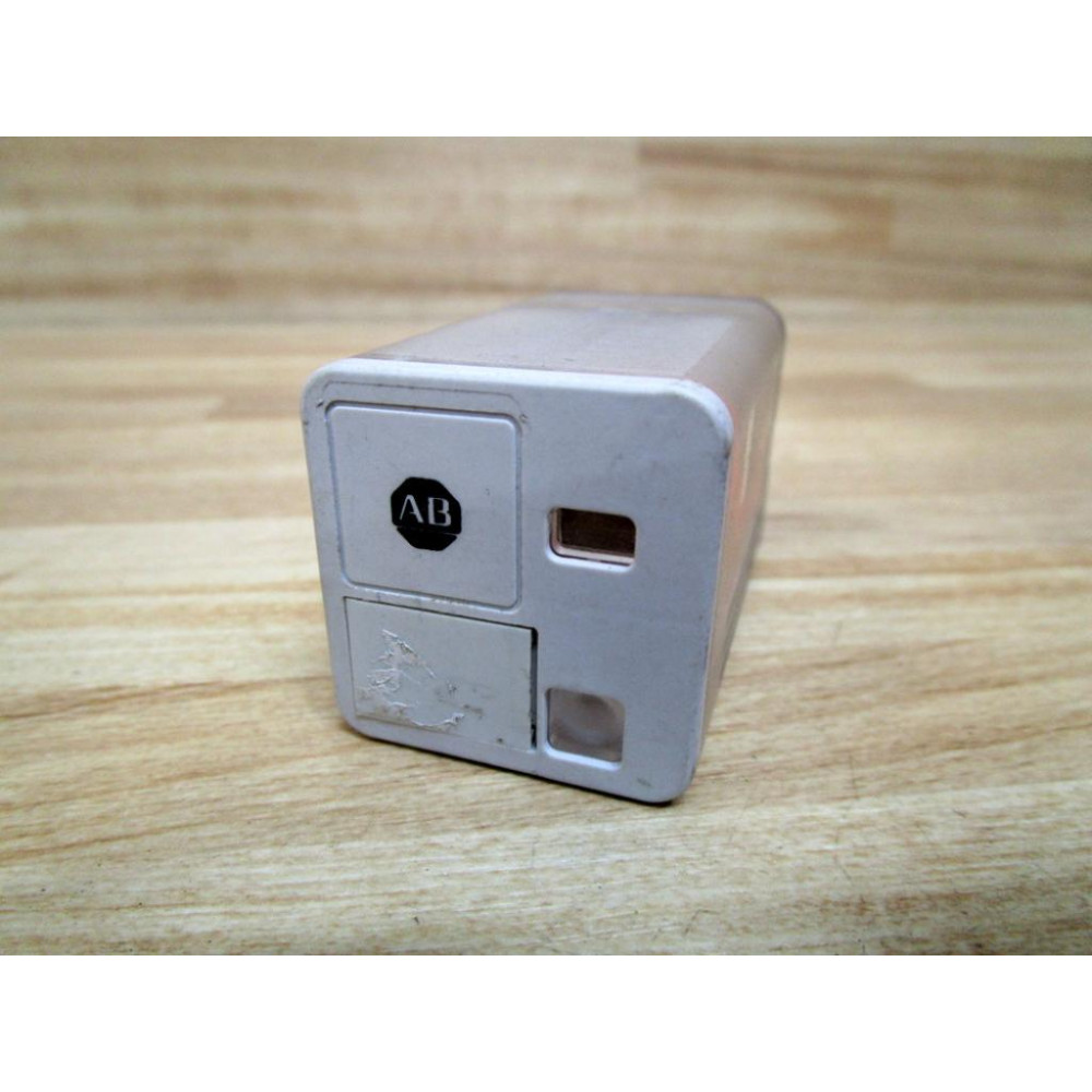 Allen Bradley 700-HA32A24 Relay 700HA32A24 Series C - New No Box