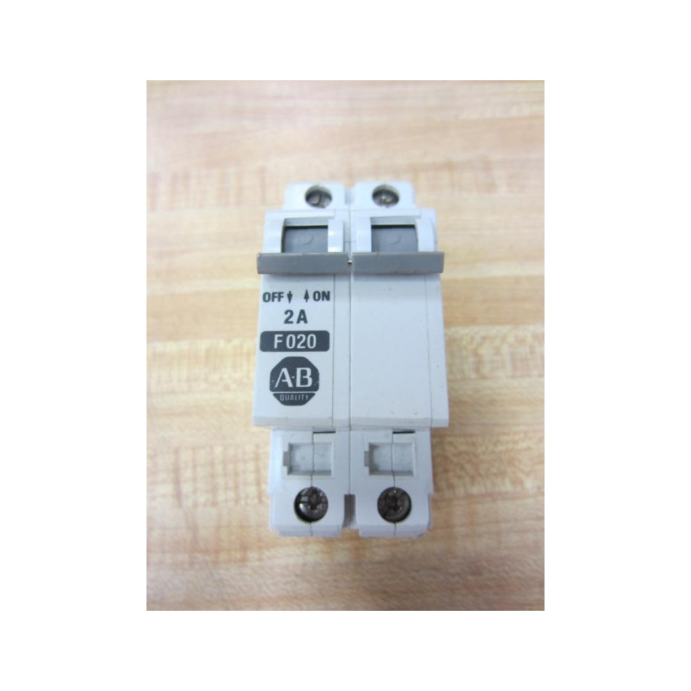 Allen Bradley 1492-CB2 Breaker 1492-CB2F020  2A - Used