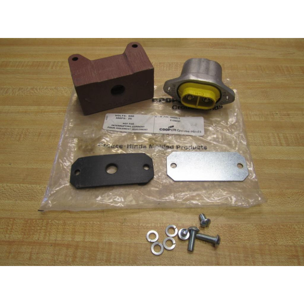 Cooper X8381-1 Flange Receptacle X83811 With Base