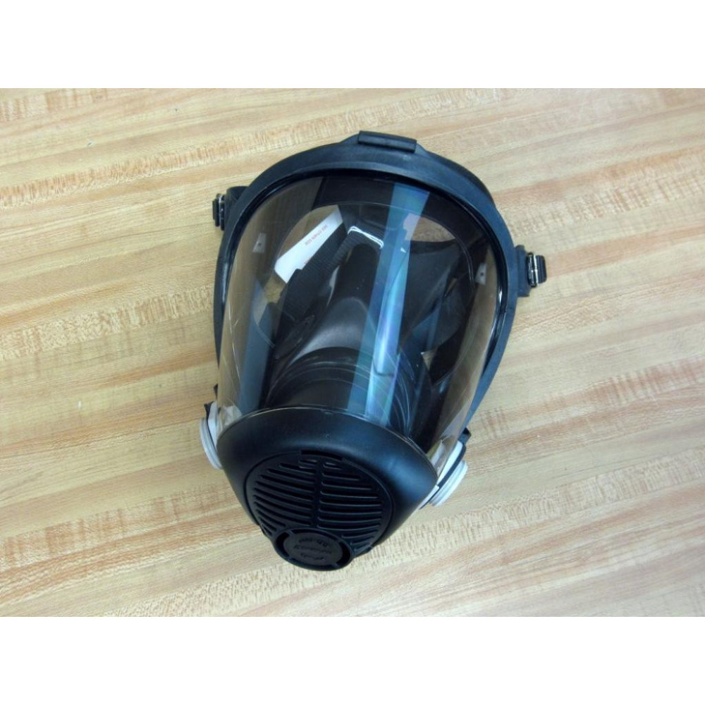 Sperian 772000 Survivair Opti-Fit APR Facepiece Respirator 7720 - New No Box