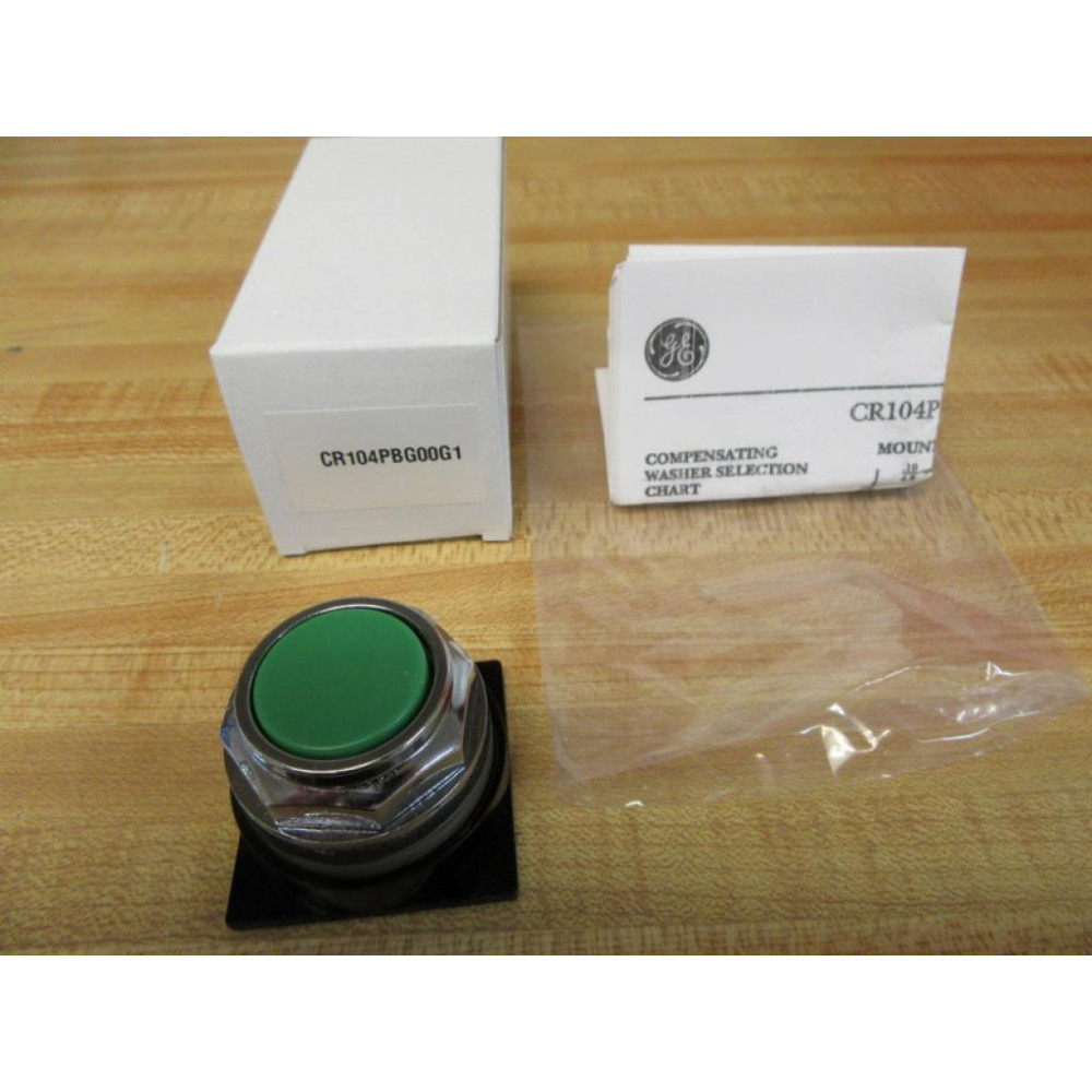 General Electric CR104PBG00G1 Green Pushbutton