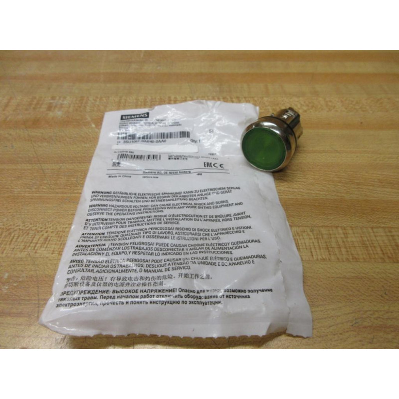 Siemens 3SU1051-0AB40-0AA0 Illuminated Push Button