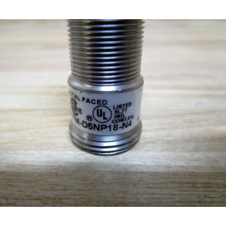 Allen Bradley 871TM-D5NP18-N4 Proximity Switch Series A - New No Box