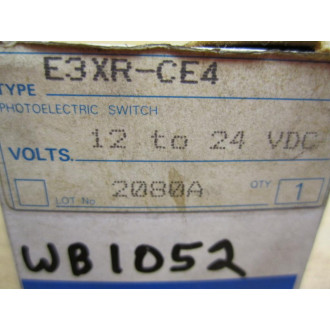 Omron E3XR-CE4 Photoelectric Switch E3XRCE4