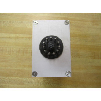 Frost Controls SP-363 Plug-In Photoelectric - New No Box