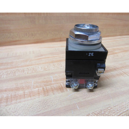 General Electric CR104PST94G1152 Selector Switch WO Cap - New No Box