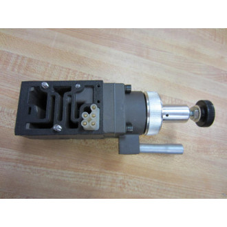 Numatics 153RS415J000000 Regulator Valve With Gauge - New No Box